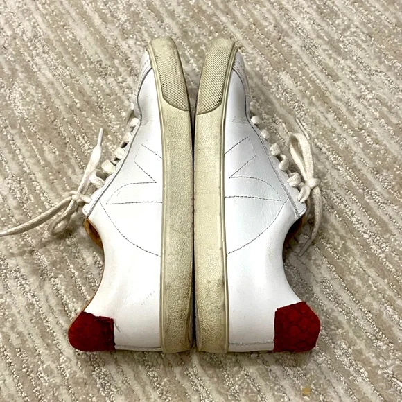 Veja Women’s Esplar Sneaker in White w Burgundy Snakeskin Size 37 - Picture 1 of 12